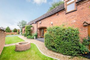 Photo 7- click for photo gallery